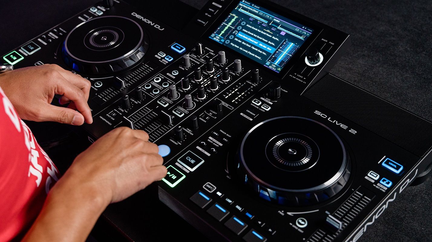 Denon DJ PRIME GO Portable Standalone DJ System - inMusic Store